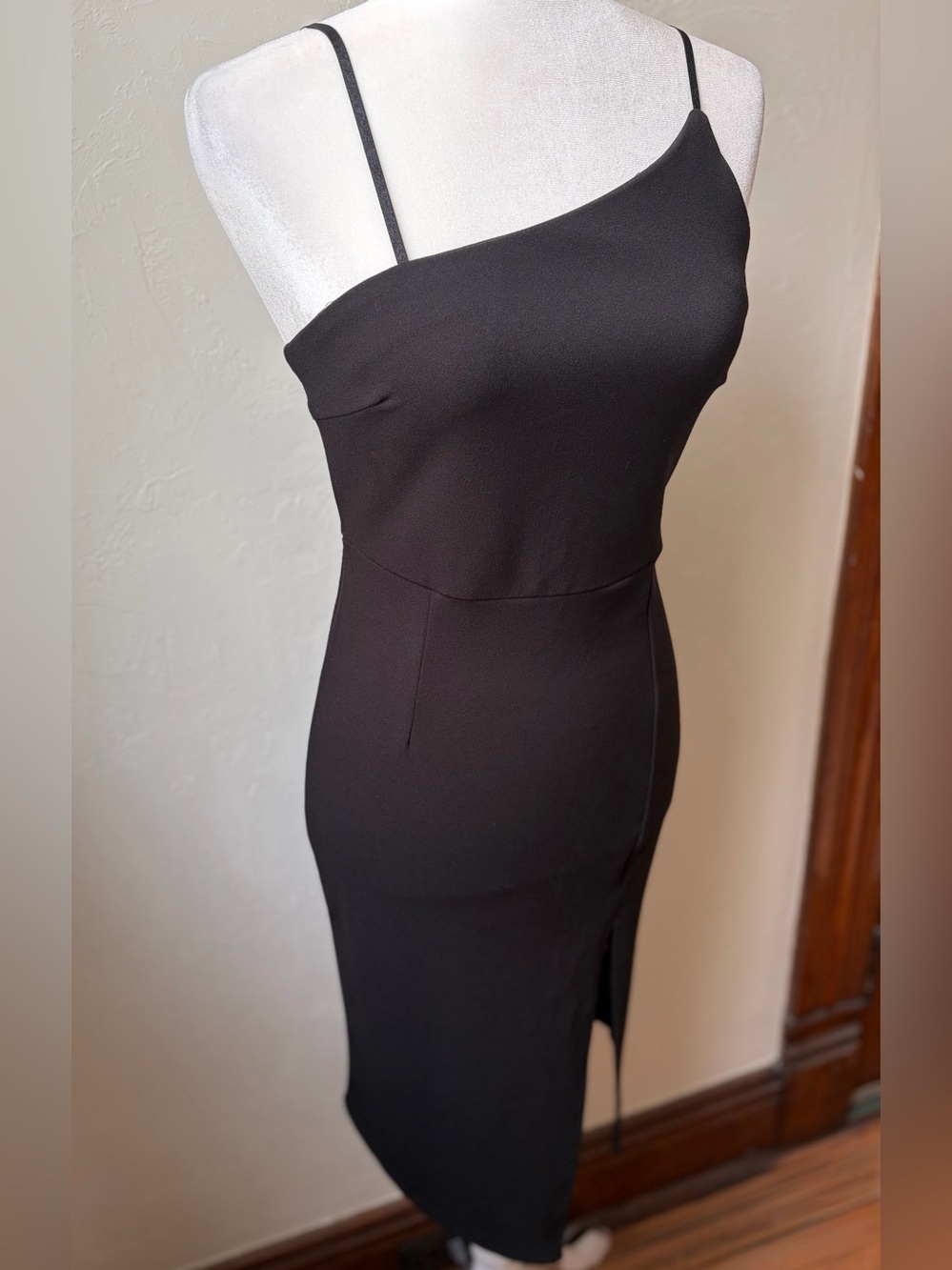Just Quella Black Asymmetrical Midi Dress Side Slit Size 4-6 - Picture 3 of 8
